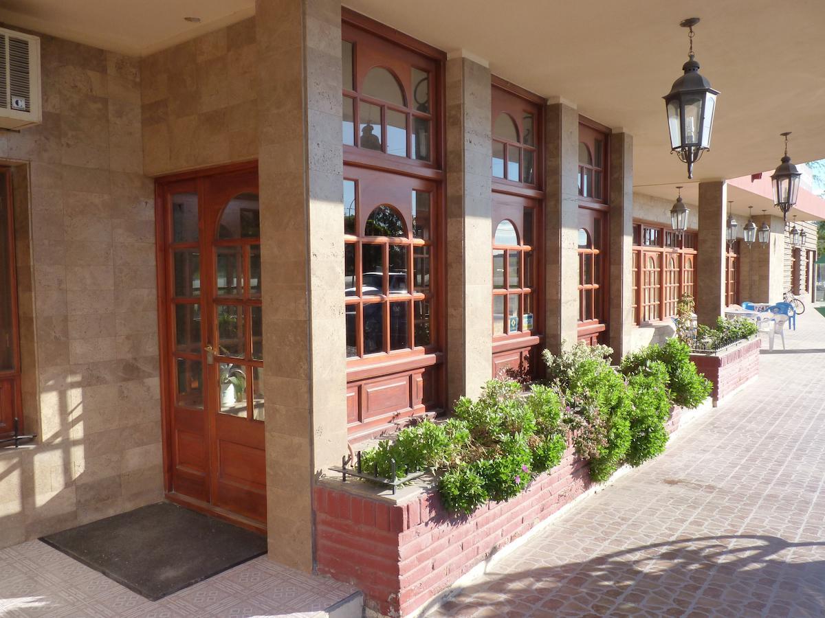 Hotel Quelu Leufu Río Colorado Exteriér fotografie